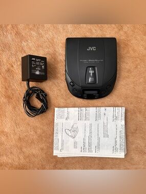 Vintage 90s JVC Hyper-Bass Portable Cd Player Discman XL-P31 TESTED